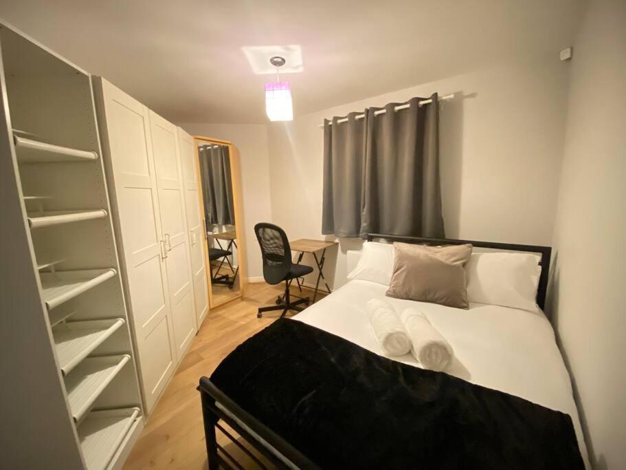 Apartment Spacious 2 Bed Flat Ideal For Long